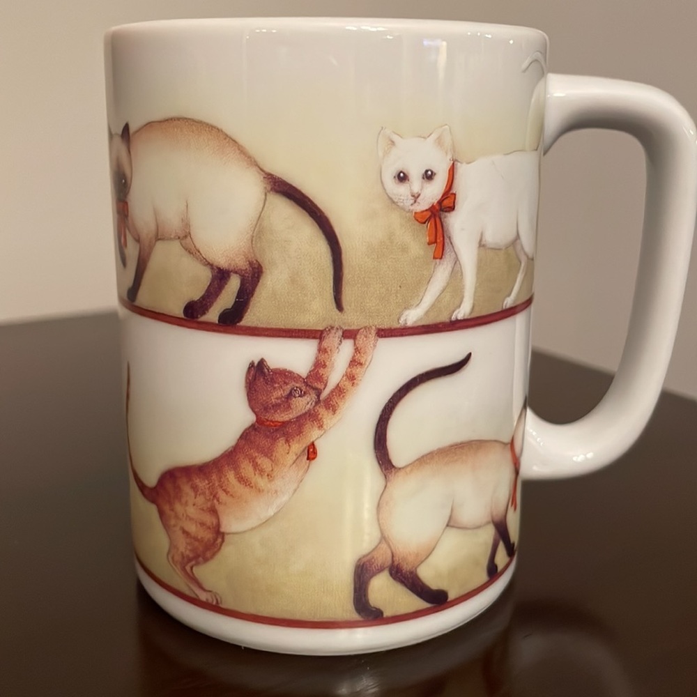OTAGIRI coffee or tea 10 oz mug with multiple cat images.